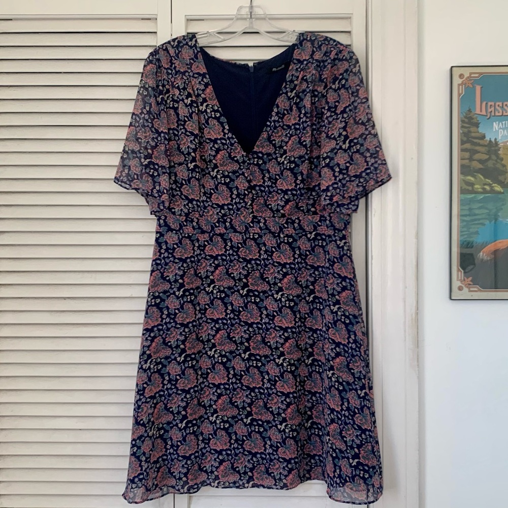 Madewell navy blue floral mini dress with buttons